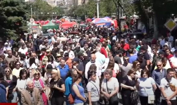 «Դիմադրություն» շարժման անհնազանդության ակցիան Երևանում (տեսանյութ)